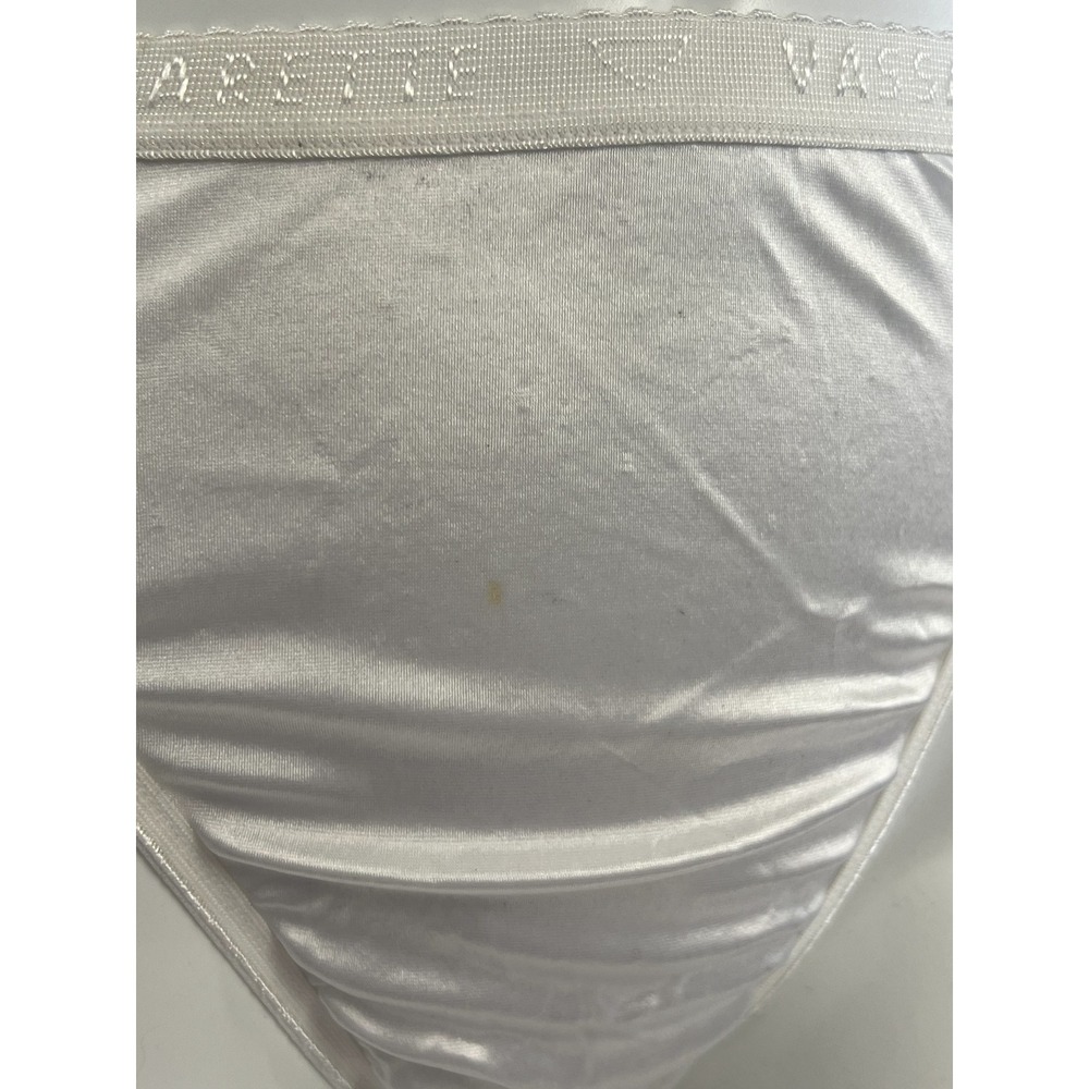 Vassarette Vintage White Second Skin Liquid Satin Logo Waistband Briefs Size 6 M - Picture 3 of 7